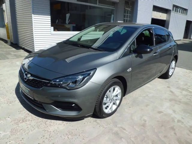 Opel Astra ASTRA 5T ELEG 1.4(107)CVT S/