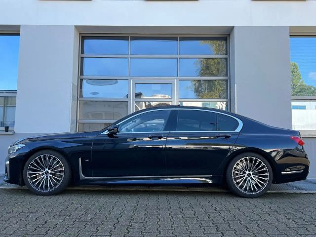 BMW 7 Serie 750 xDrive 750i