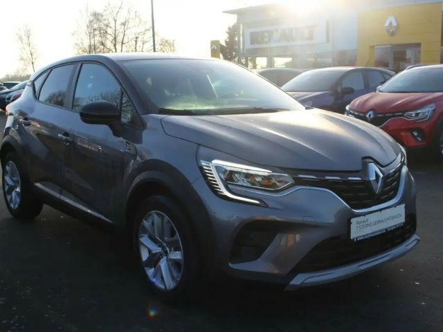 Renault Captur Experience Deluxe TCe 130