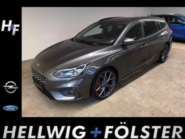 Ford Focus ST Line