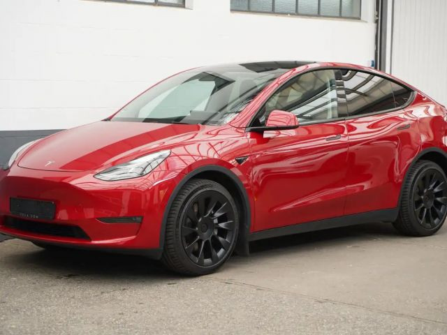 Tesla Model Y Long Range AWD