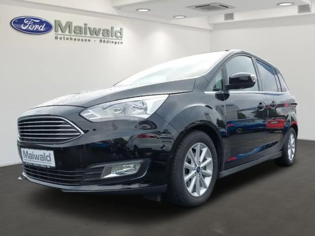 Ford Grand C-Max EcoBoost Titanium