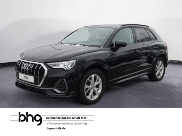 Audi Q3 S-Line 35 TFSI