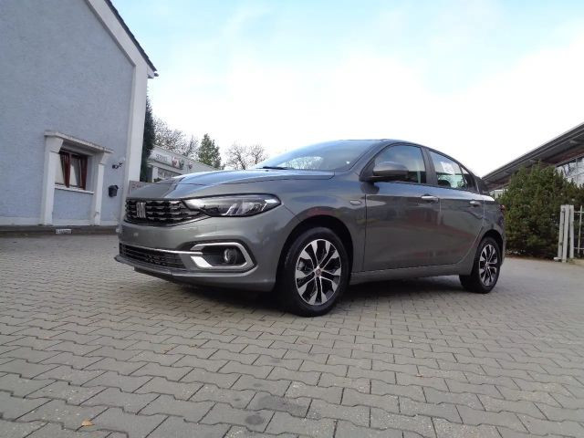 Fiat Tipo CityCross Life