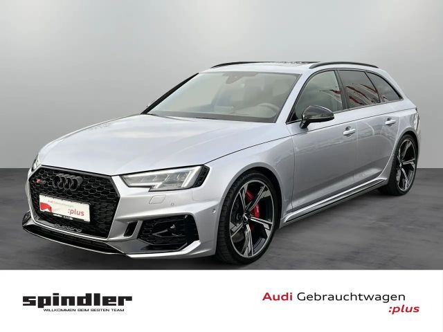 Audi RS4 Avant Quattro