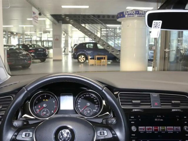 Volkswagen Golf Join