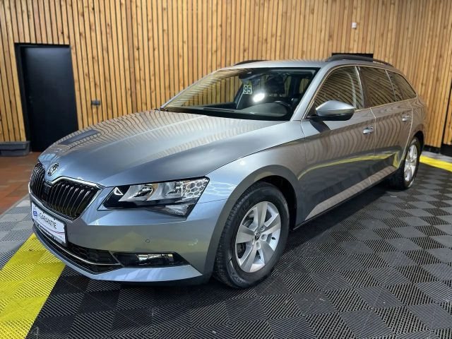 Skoda Superb Combi