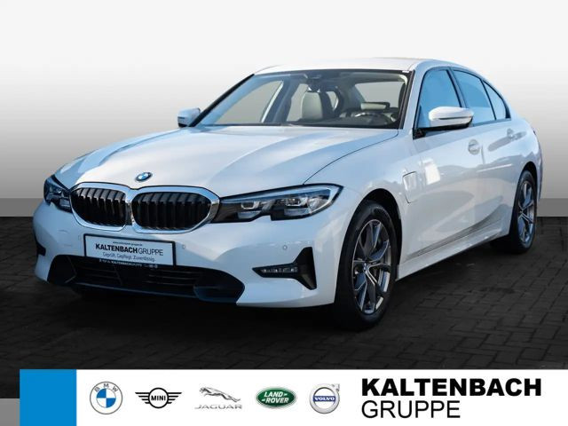 BMW 3 Serie 330 Sport Line 330e