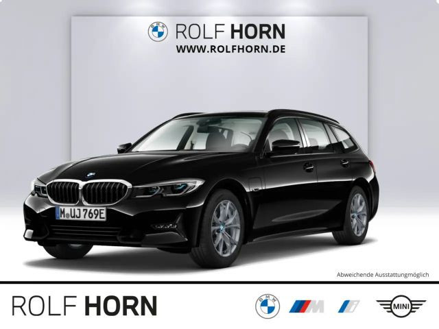 BMW 3 Serie 330 Sport Line Touring 330e