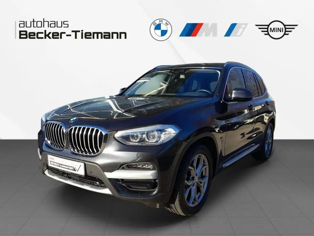 BMW X3 xDrive30i