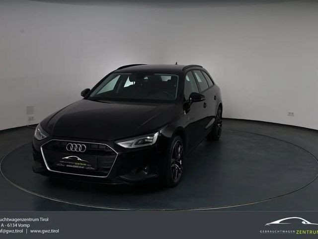 Audi A4 Avant S-Tronic 30 TDI