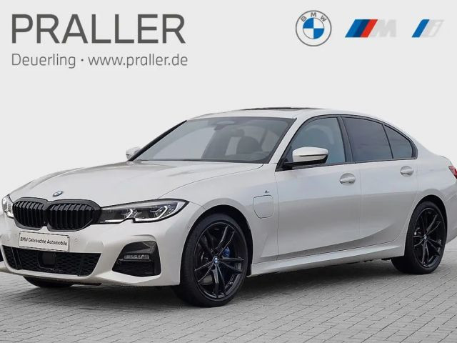 BMW 3 Serie 330 M-Sport Limousine 330e