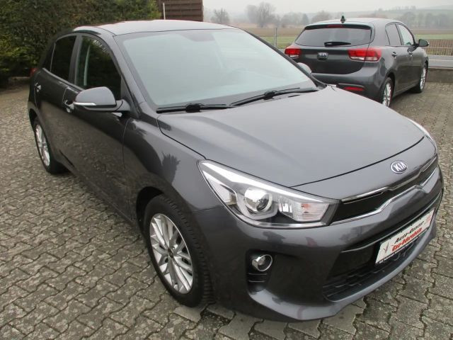 Kia Rio Dream Team