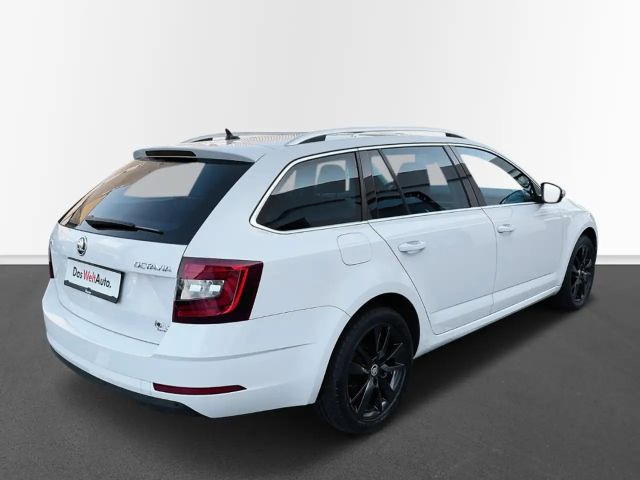 Skoda Octavia Style Combi 2.0 TDI