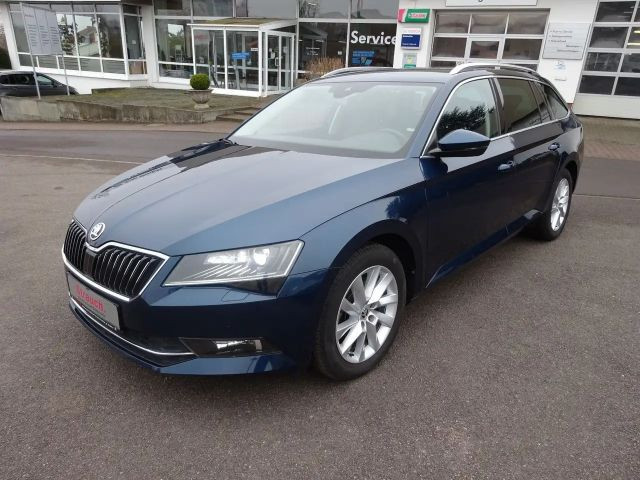 Skoda Superb Style Combi