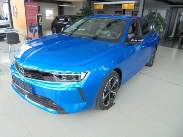 Opel Astra Innovation Business Hybrid Edition