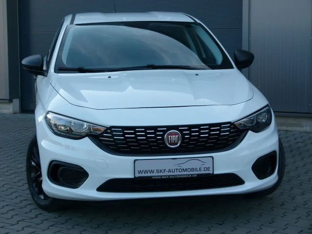 Fiat Tipo Street 1.4 16v Hatchback Alu PDC AHK