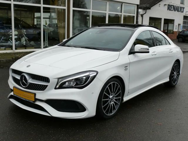 Mercedes-Benz CLA-Klasse CLA 220 4MATIC AMG