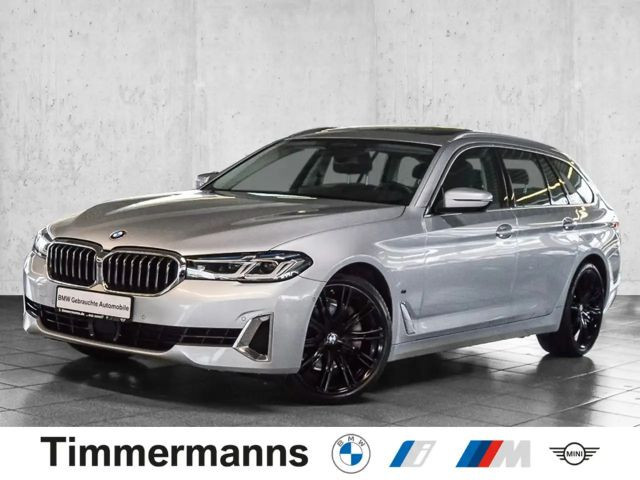 BMW 5 Serie 540 xDrive Touring 540i