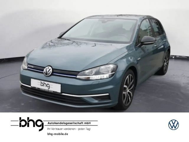 Volkswagen Golf Comfortline 1.5 TSI ACT