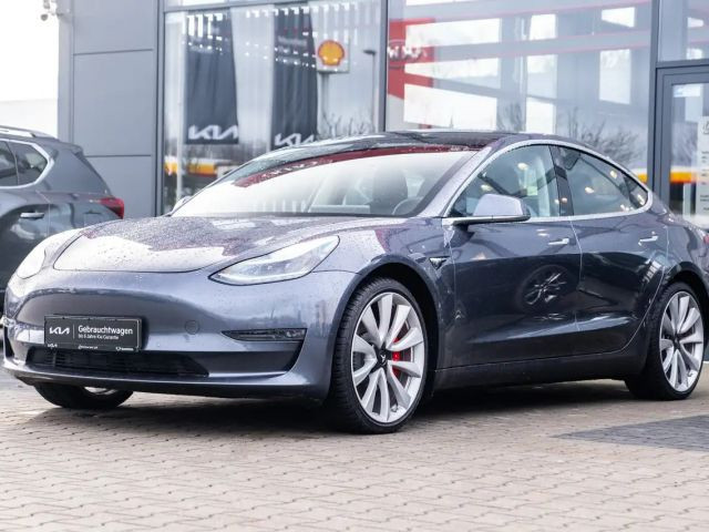 Tesla Model 3 Performance AWD