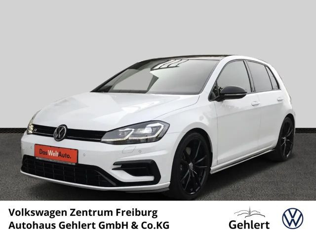 Volkswagen Golf 2.0 TSI