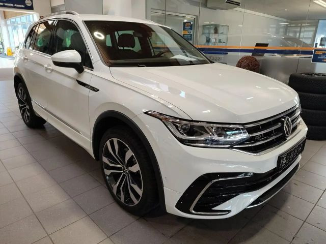 Volkswagen Tiguan 4Motion DSG R-Line IQ.Drive 2.0 TDI