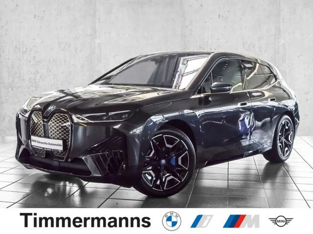 BMW iX xDrive40