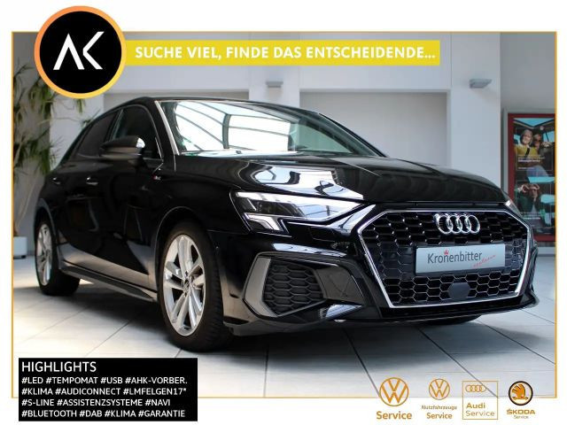 Audi A3 Sportback Sedan S-Line S-Tronic 35 TFSI