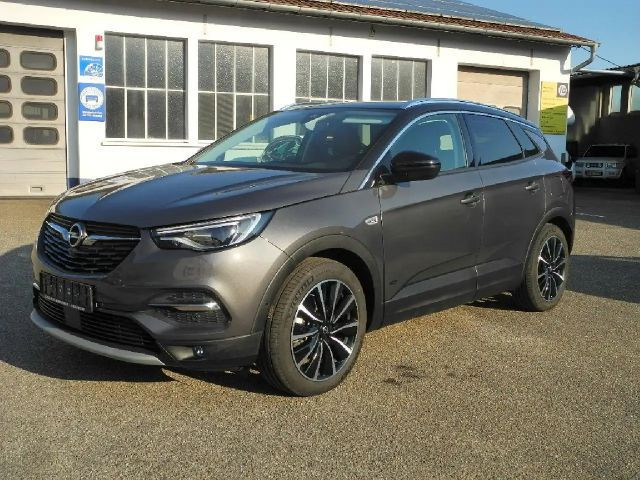 Opel Grandland X Ultimate Hybrid