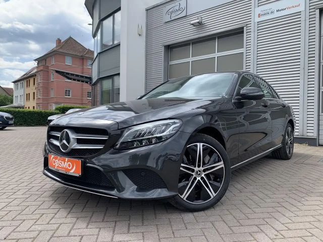 Mercedes-Benz C-Klasse C 300 4MATIC AVANTGARDE C 300 e