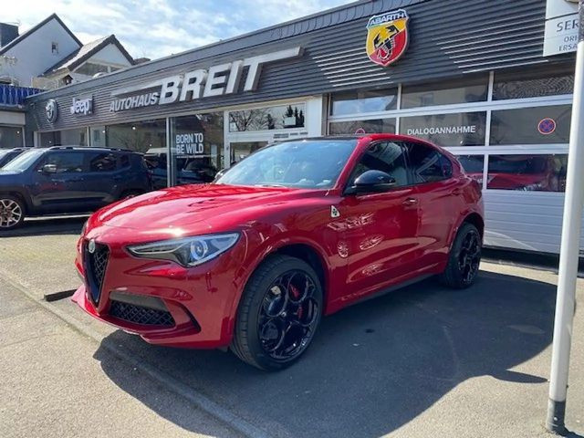 Alfa Romeo Stelvio Quadrifoglio Turbo