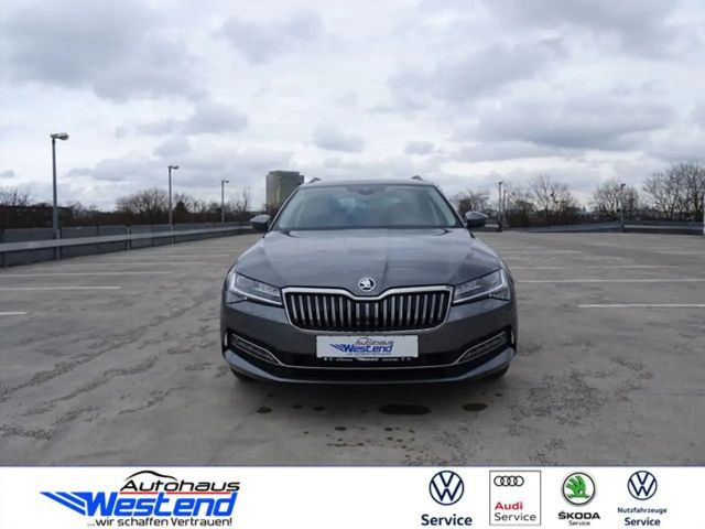 Skoda Superb Style Combi 4x4 2.0 TDI Style