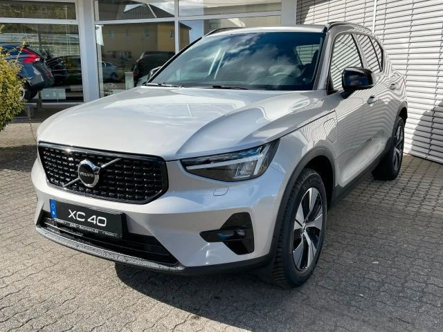 Volvo XC40 T4 Recharge Plus Dark