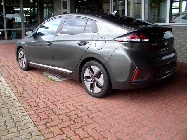 Hyundai Ioniq Style Hybrid