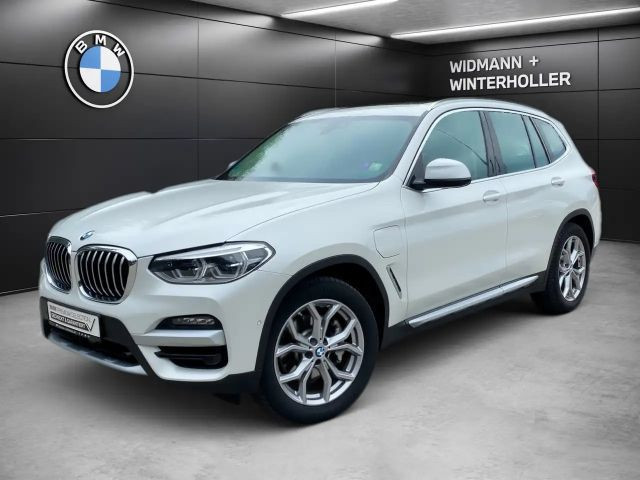 BMW X3 xDrive30e