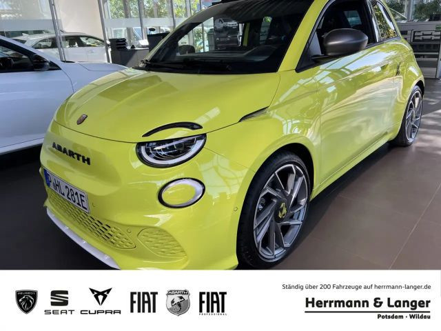 Abarth 500e Scorpionissima Cabrio