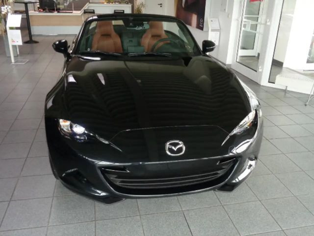 Mazda MX-5 SkyActiv