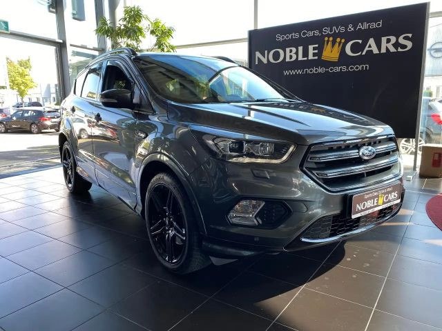 Ford Kuga ST Line