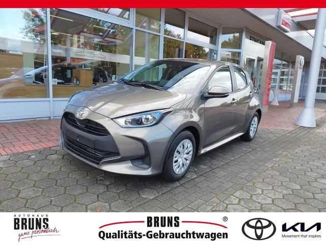 Toyota Yaris Comfort 1.0 VVT-i VVT-i