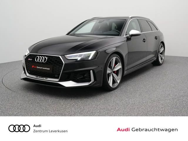 Audi RS4 Avant Quattro