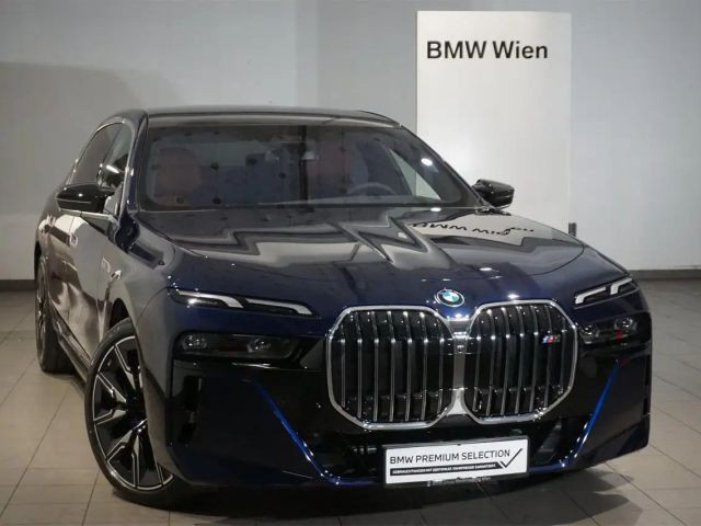 BMW i7 xDrive M70