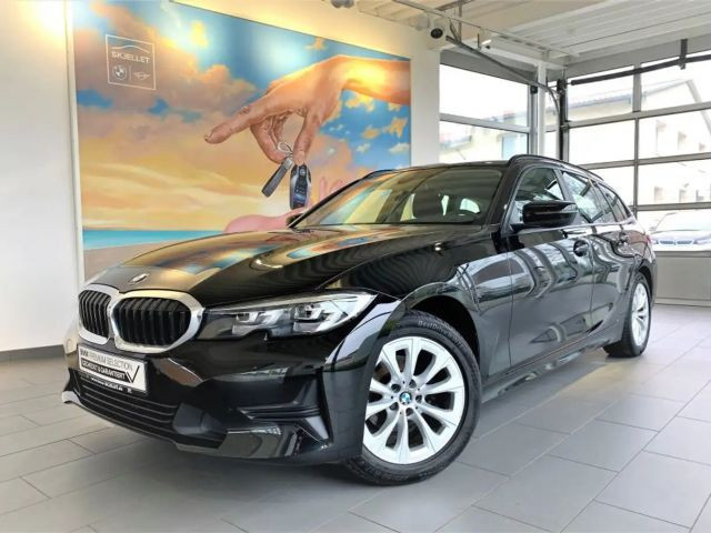 BMW 3 Serie 318 Touring Advantage pakket 318i