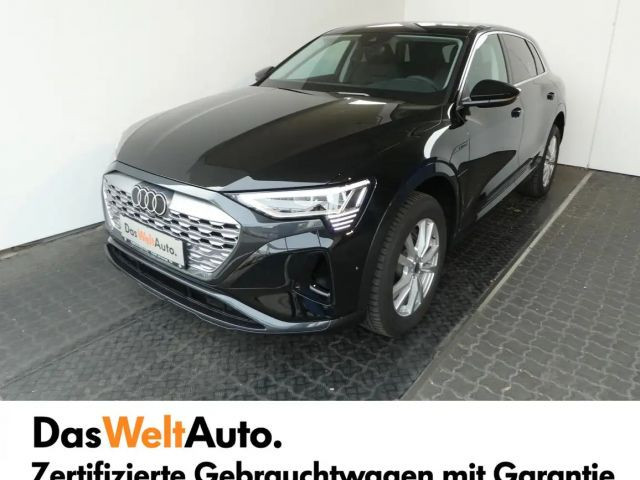 Audi Q8 e-tron Quattro Business 55