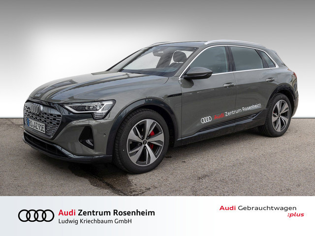 Audi Q8 e-tron Quattro 50