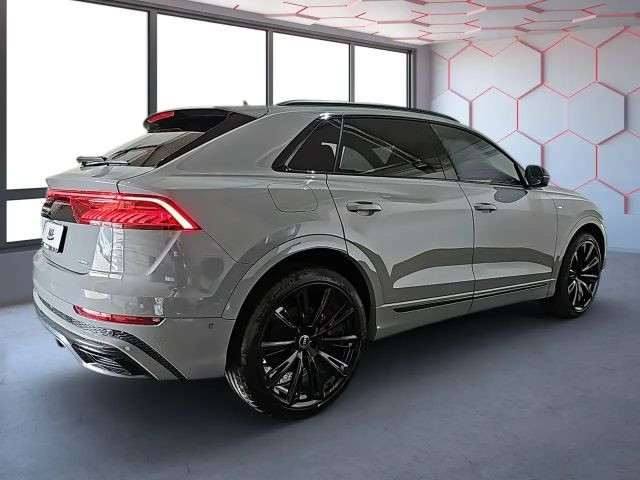 Audi Q8 S-Line 50 TDI