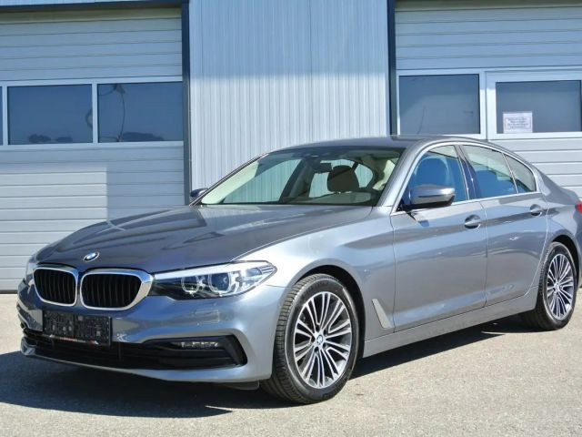 BMW 5 Serie 520 xDrive Sport Line 520d