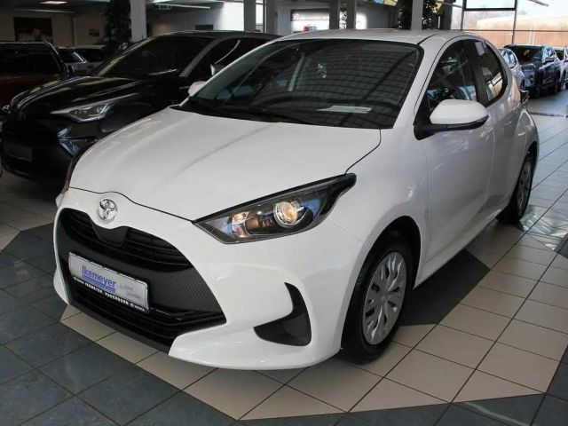 Toyota Yaris Comfort 1.0 VVT-i VVT-i