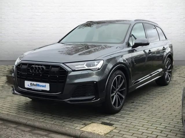 Audi Q7 Quattro S-Line 55 TFSI