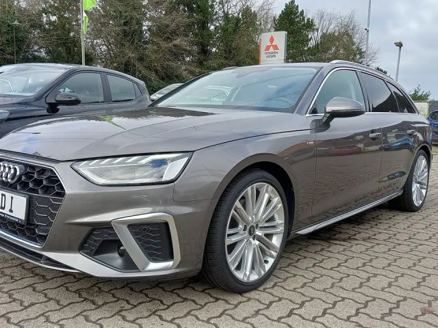 Audi A4 Avant S-Line 35 TFSI